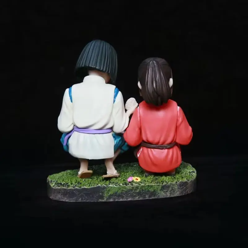 Chihiro Meets Haku Onigiri Scene Figurines - Image 2