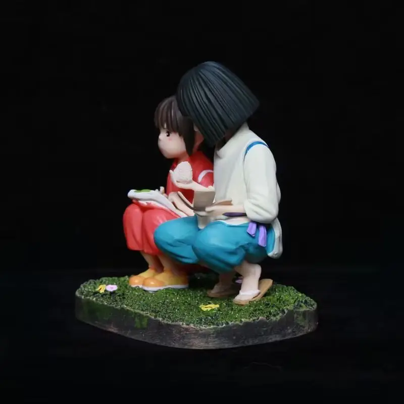 Chihiro Meets Haku Onigiri Scene Figurines - Image 3